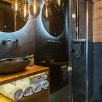 Royal Апарт-отель 4*