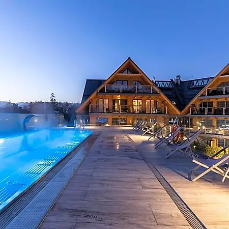 Royal 4* زاكوباني
