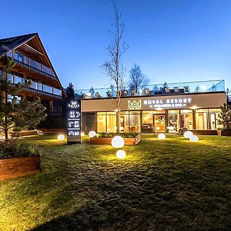 Royal 4* زاكوباني